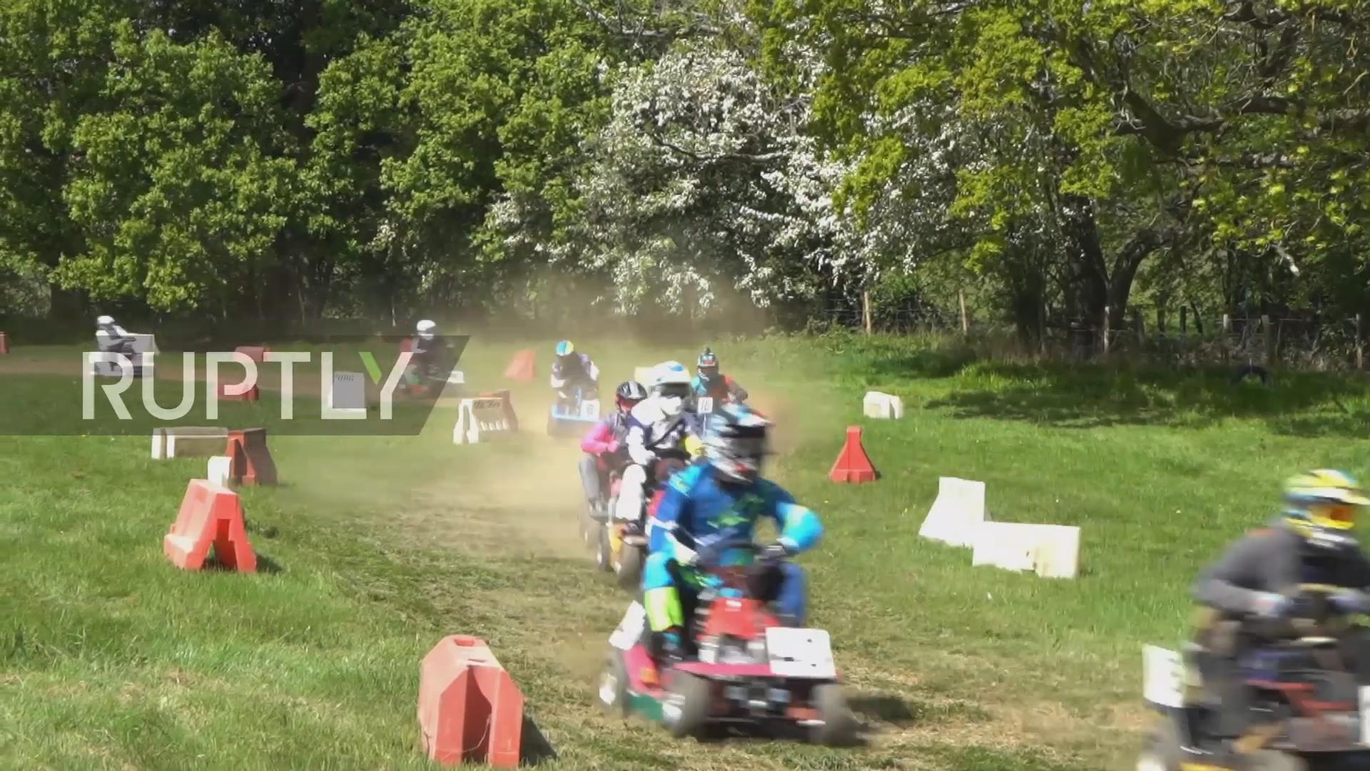 Dua may cat co nhu giai F1 o Anh hinh anh