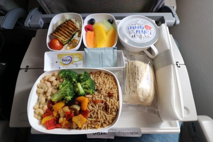 Day la cach hang hang khong Emirates lam 110 trieu bua an tren may bay hinh anh