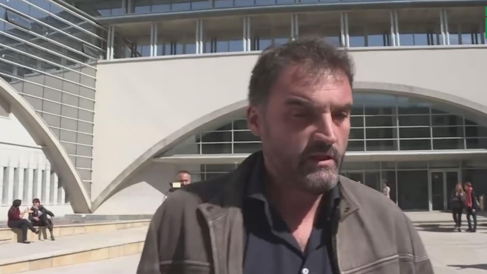 Bac si dau doc 17 benh nhan roi ra tay cuu de gay an tuong hinh anh