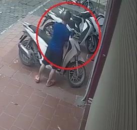 Trom be khoa xe SH nhanh nhu chop o Ha Noi hinh anh