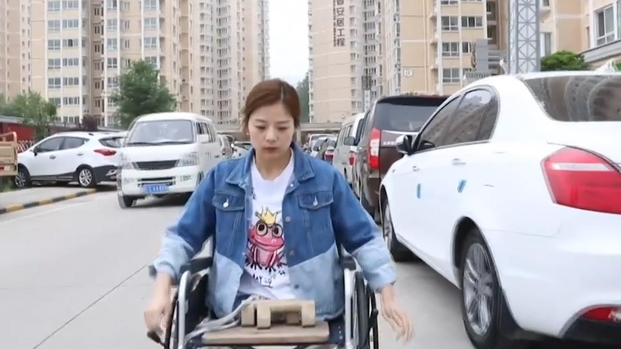 Co gai tre mat hai chan truyen cam hung cho nhieu nguoi hinh anh