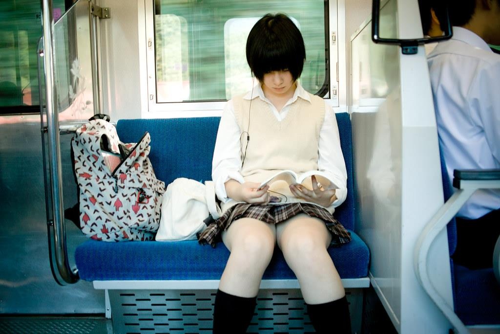 Ung dung chong quay roi tinh duc tai Nhat Ban hinh anh