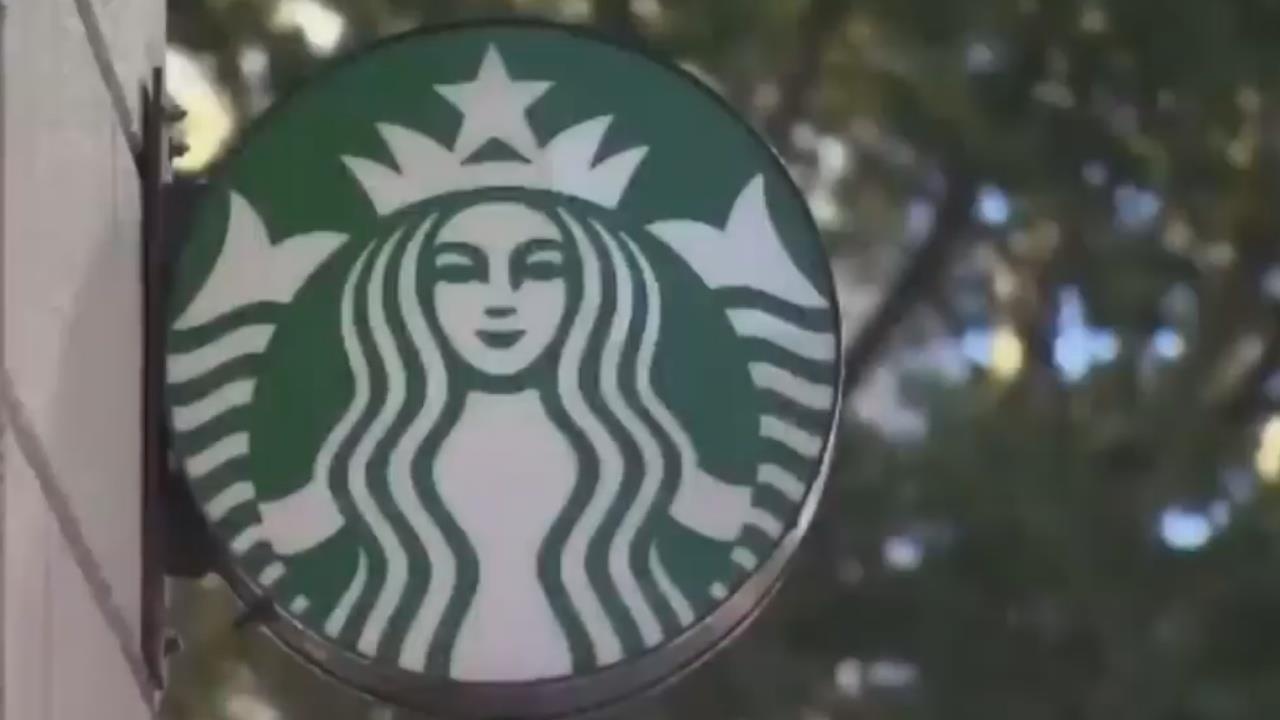 Starbucks tai New York bi cao buoc lien quan toi thuoc tru sau hinh anh