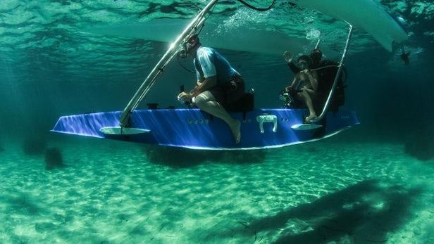 Thuyen bien thanh tau ngam ca nhan hinh anh