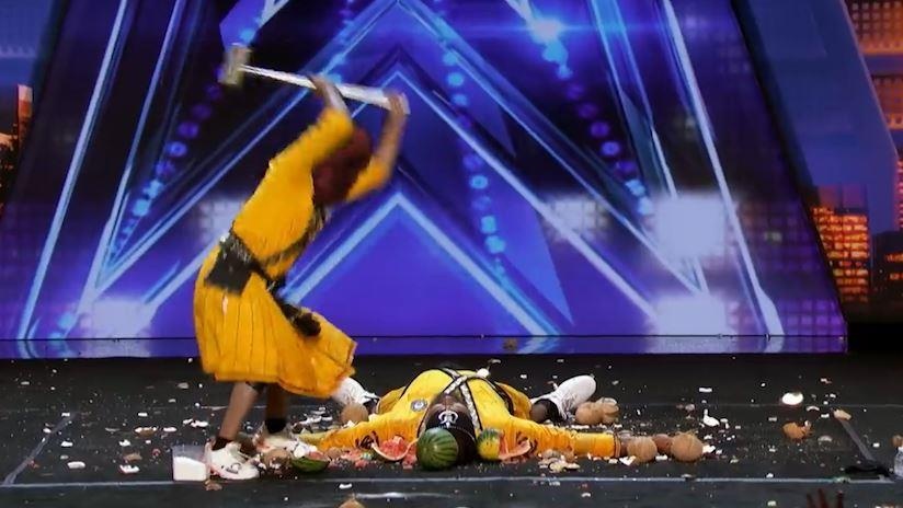 Man bieu dien bit mat dap bua la ghe ron o AGT 2019 hinh anh