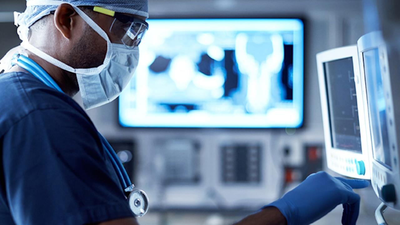 Cu 10 nguoi Anh thi co 1 nguoi nhan nham cha ruot hinh anh