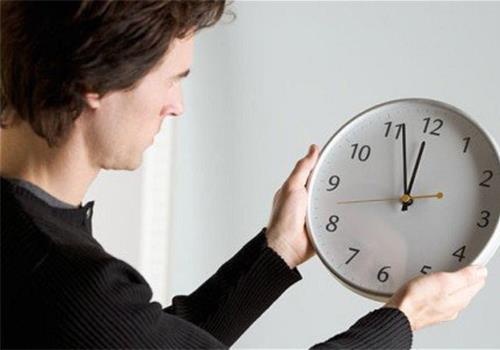 Nhung hiem hoa khien viec dong cung thoi gian khong duoc nhu mo hinh anh