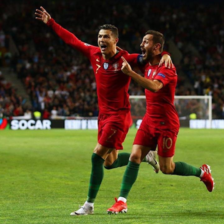 Vi sao ghi 3 ban thang duoc goi la hat-trick? hinh anh