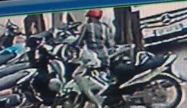 Ten trom be khoa xe trong tich tac roi tau thoat cung dong bon hinh anh