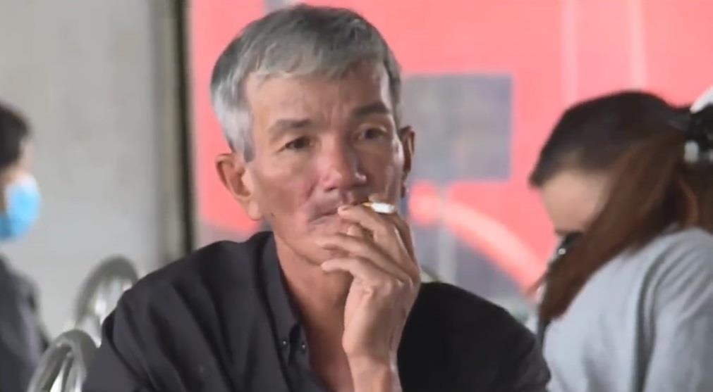 Nghien cuu cach phat nguoi nguoi hut thuoc la tai noi cong cong hinh anh