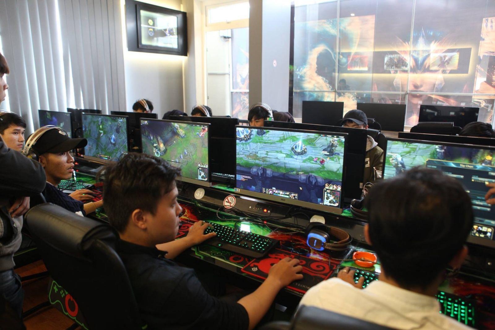 Dau he, tre nghien game vao vien tang hinh anh