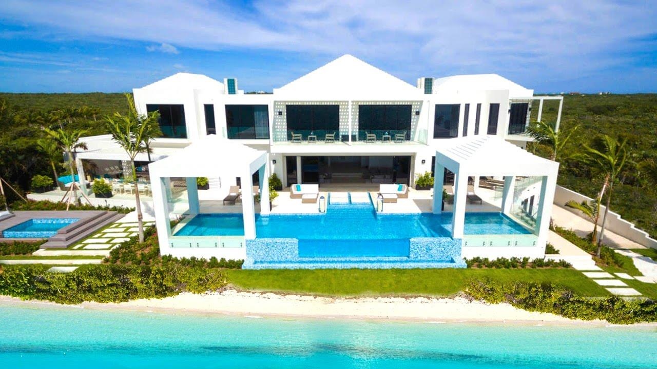 Biet thu trieu USD voi 33 phong ngu, nam tren hon dao rieng hinh anh