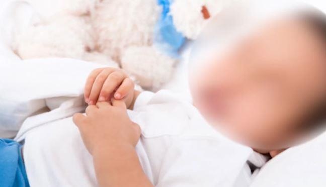 Bo sung canxi qua lieu, be 9 thang tuoi than day soi o Trung Quoc hinh anh