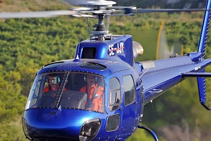 Cau thu nao gay chu y khi den san tap bang truc thang? hinh anh