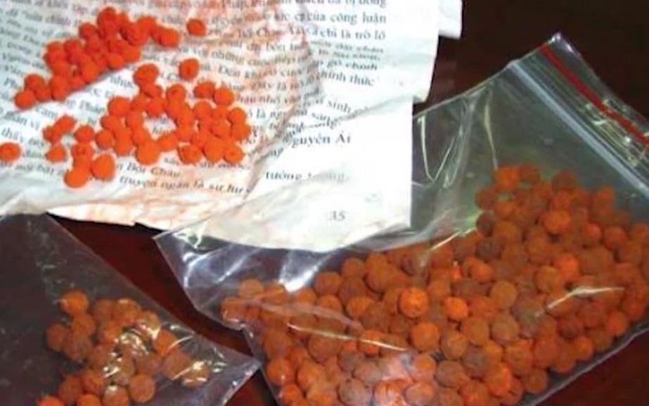 Nhieu tre nhap vien do dung thuoc cam khong ro nguon goc hinh anh