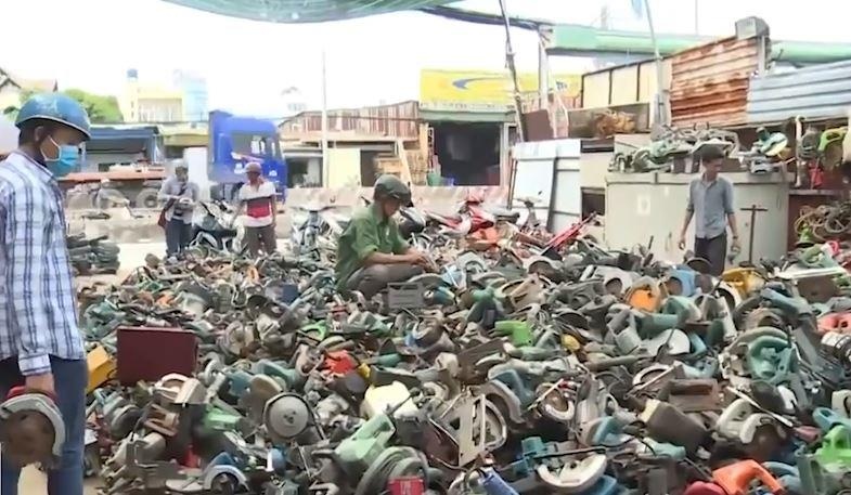 Hang bai Nhat ban tran lan gay nguy co cho suc khoe, moi truong hinh anh