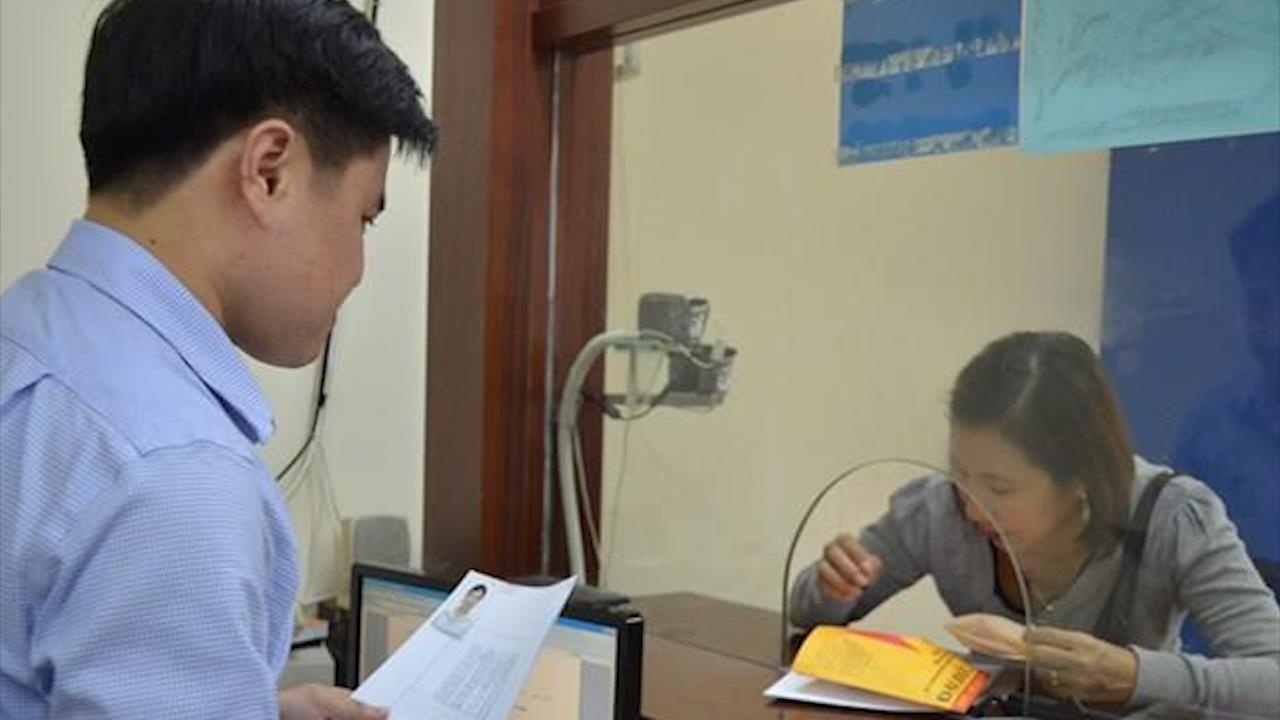 Phan mem giup cap lai giay phep lai xe bi mat nhanh chong hinh anh