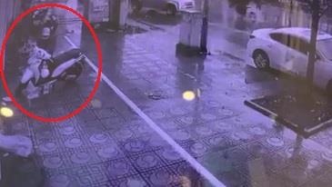 Trom be khoa xe SH nhanh nhu chop o Ha Noi hinh anh