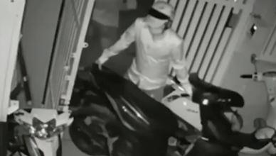 Tom gon nhom nghien hut chuyen trom xe may o TP.HCM hinh anh