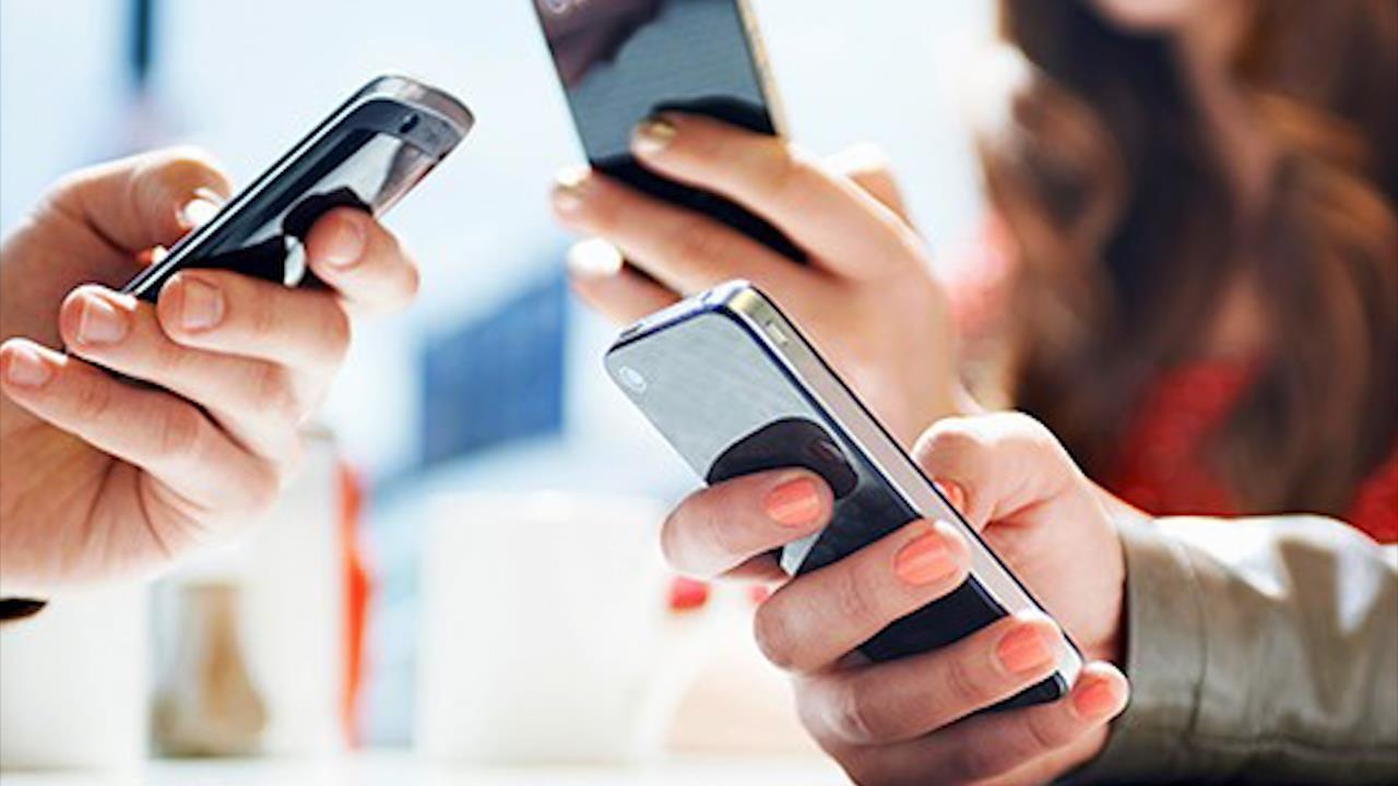 Mang di dong ao, goi dien tu Wi-Fi co mat o Viet Nam hinh anh