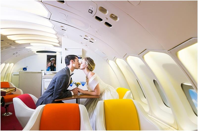 Di thu may bay hang thuong gia thap nien 70 hinh anh