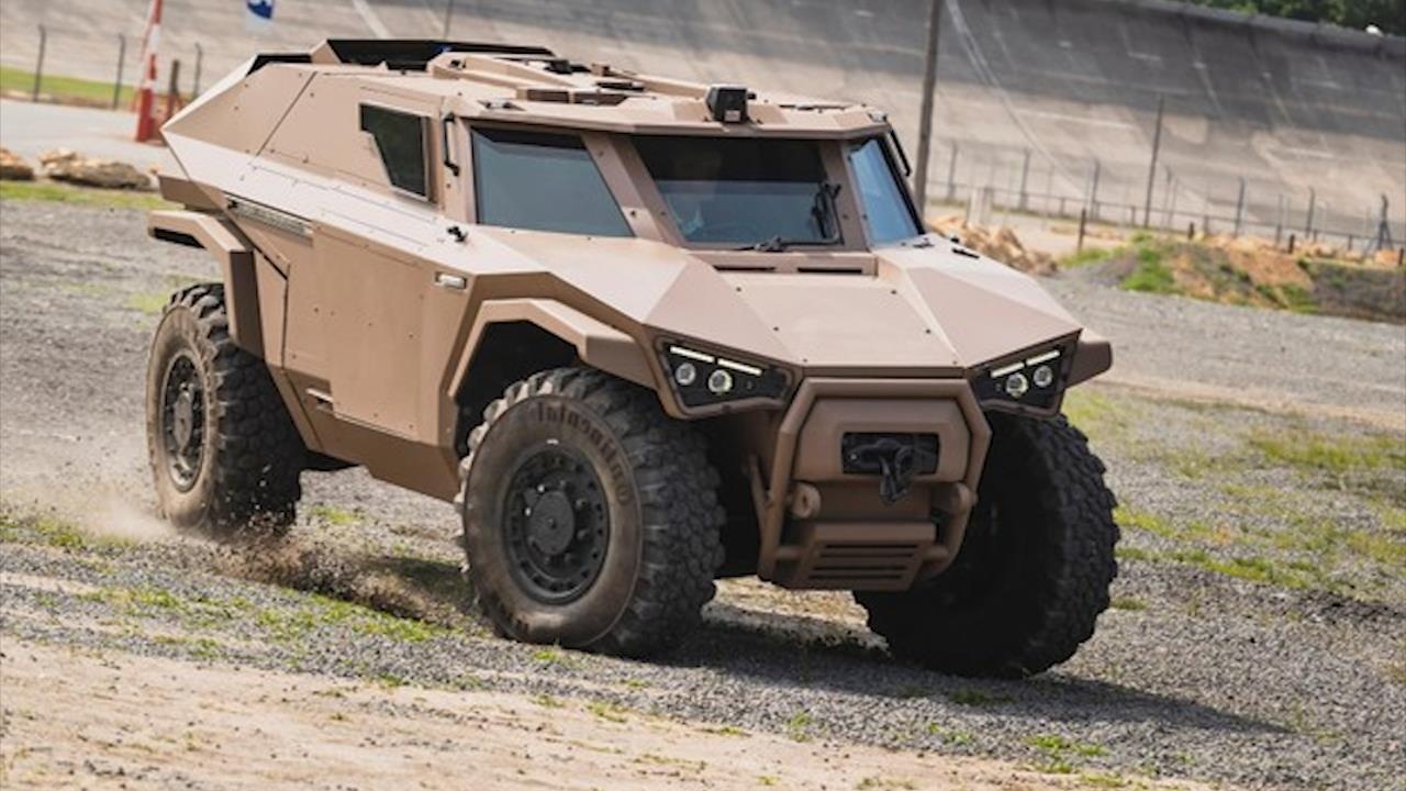 Xe boc thep biet di ngang cua quan doi Phap hinh anh