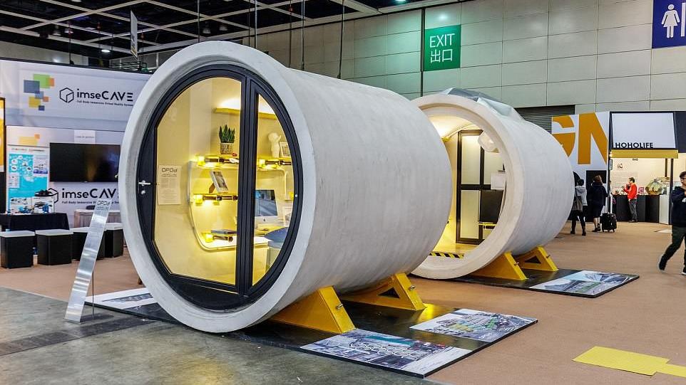 Ngoi nha ong cong 15 m2 gia re o thanh pho dat do Hong Kong hinh anh