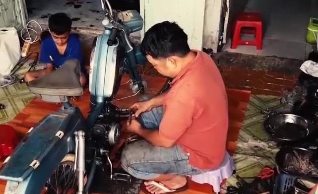 'Bac thay' chuyen hoi sinh xe co o Can Tho hinh anh