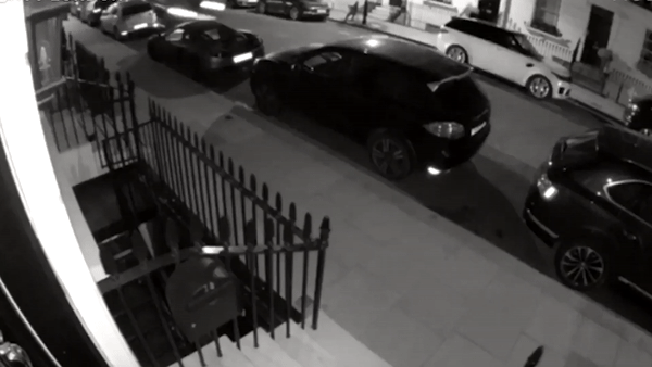 Oto mat lai tong loat xe Porsche, Bentley, McLaren do ben duong hinh anh