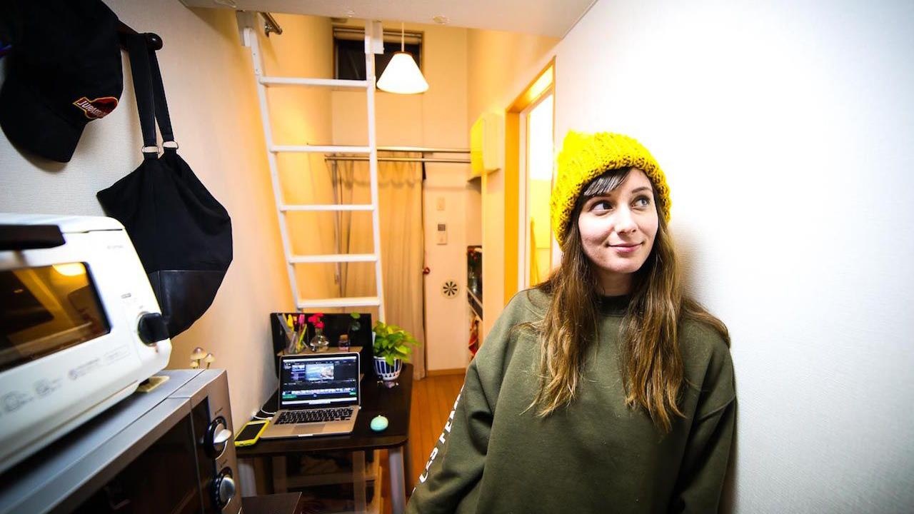 Can ho sieu nho 8 m2 cua co gai doc than o Tokyo hinh anh