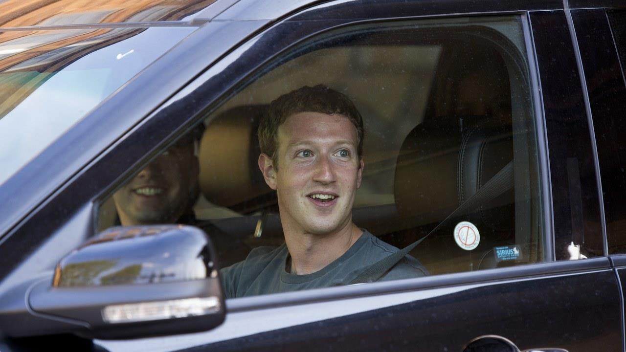 Cac ty phu cong nghe chon 'xe hop' nhu the nao? hinh anh