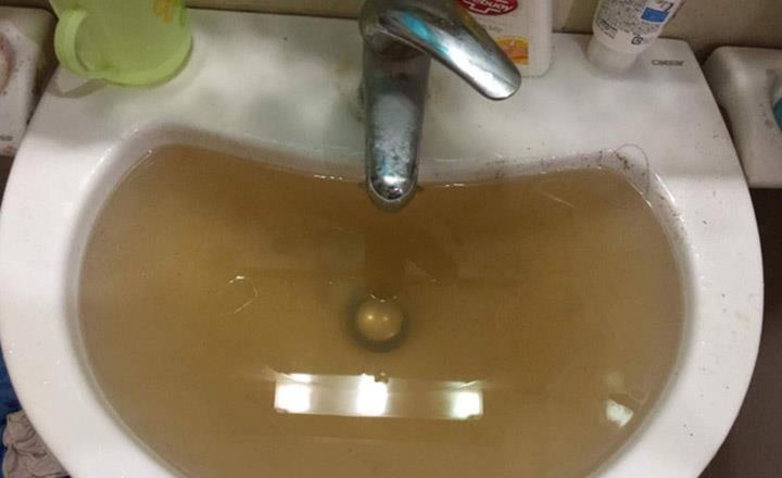 4.000 ho mat tien mua nuoc voi duc nhu nuoc song hinh anh