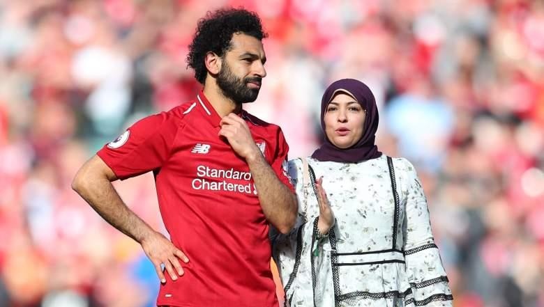 Co gai dung sau bi mat thanh cong cua Mohamed Salah hinh anh