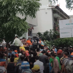 Tai dien tinh trang xo day gianh giat tien cung co hon o TP.HCM hinh anh