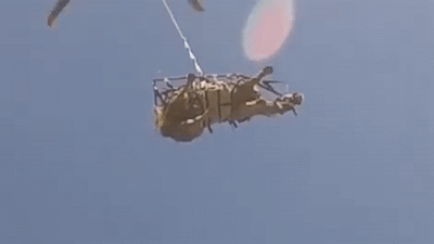 Truc thang giai cuu ngua mac ket giua doi doc o My hinh anh