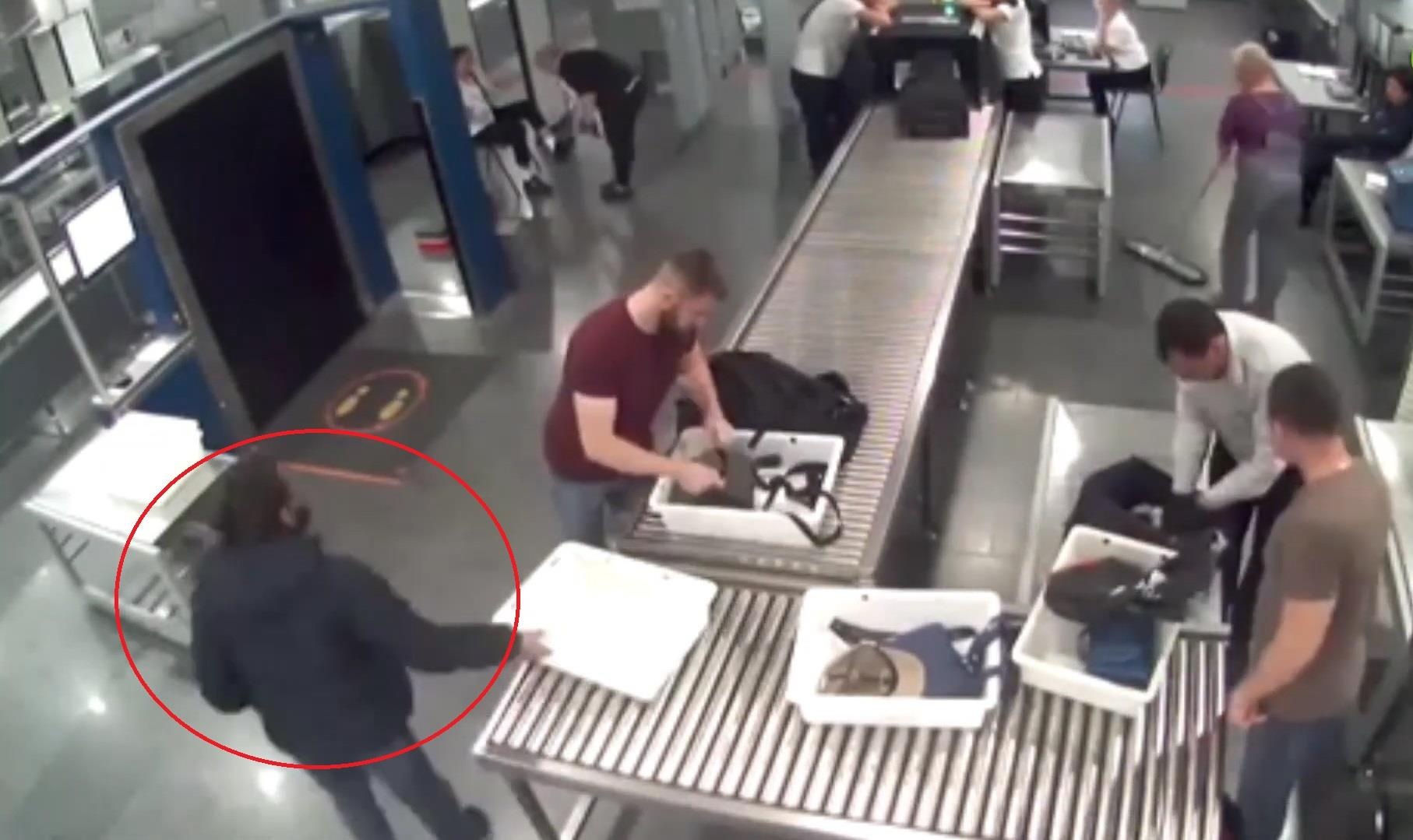 Trum ma tuy tau thoat ngay truoc mat nhan vien an ninh hinh anh