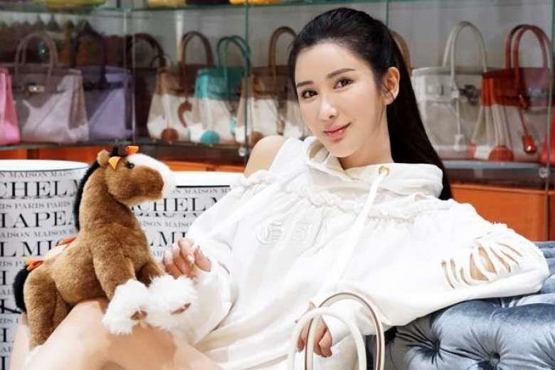 Kham pha can phong 65 m2 chua toan do hieu cua nu dai gia Singapore hinh anh