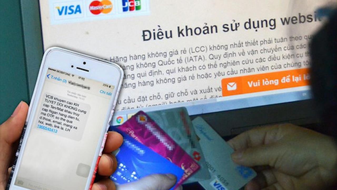 Nhung cach tranh bi cac chieu tro lua dao gia nhan vien ngan hang hinh anh