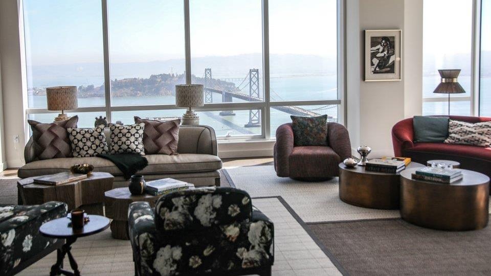 Ben trong can penthouse gan 400 ty o khu trung tam cong nghe My hinh anh