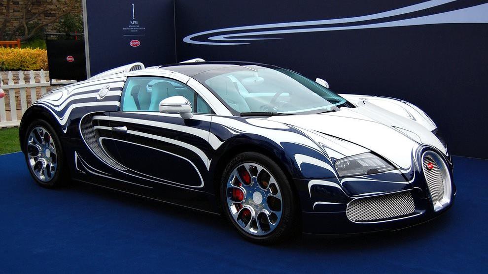 Day la cach Bugatti san xuat sieu xe 2,4 trieu USD bang gom su hinh anh