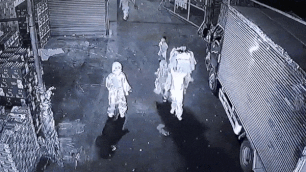 Doan mua lan thao chay vi bi cho ruot hinh anh