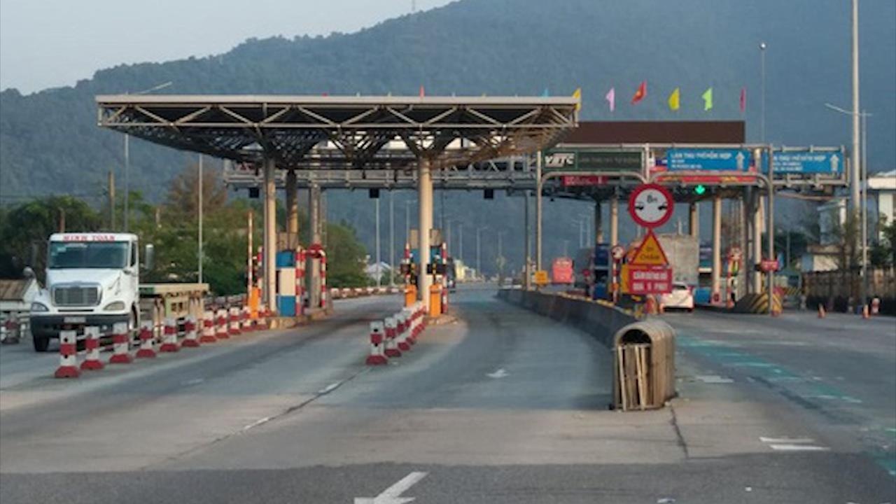 Tang phi qua tram Bac Hai Van tu 27/9 hinh anh