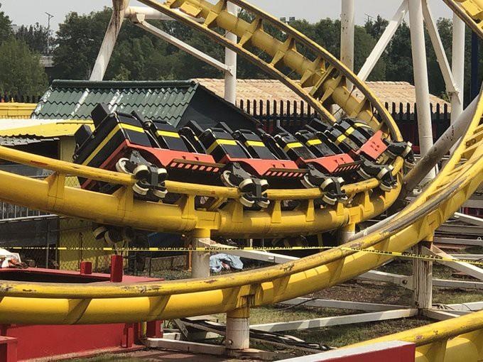 Nhieu nan nhan vang khoi tau luon cao toc o Mexico, 2 nguoi chet hinh anh