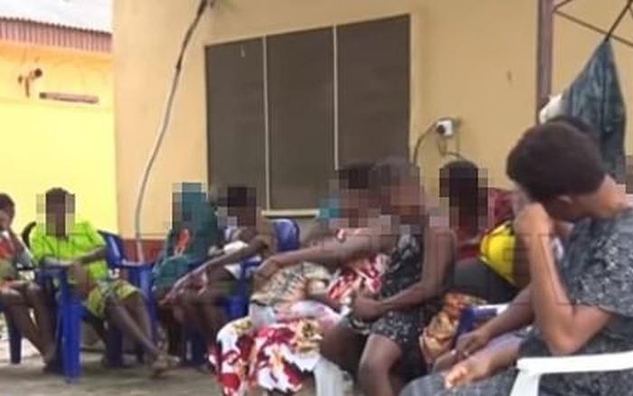 Triet pha duong day de thue o Nigeria hinh anh