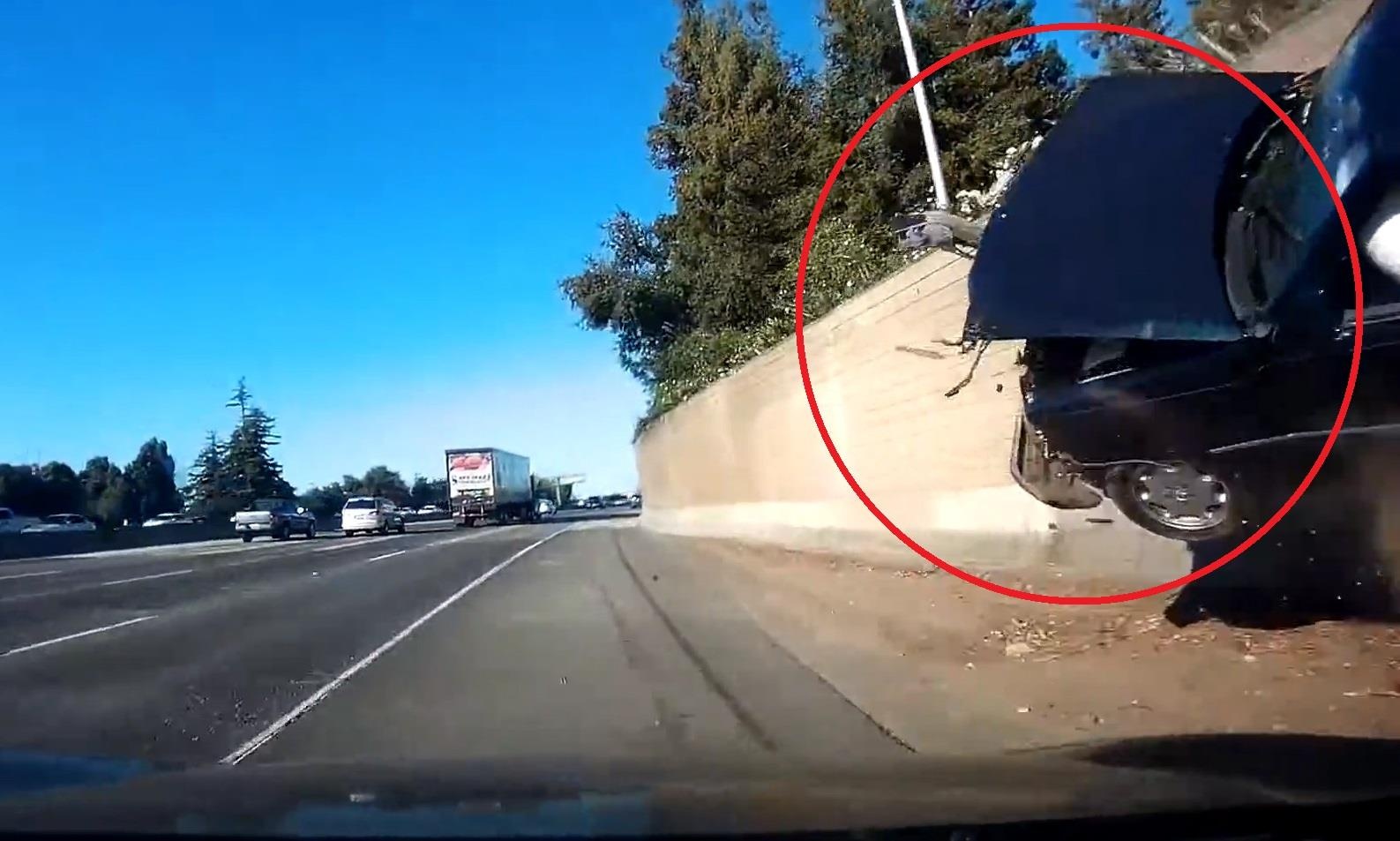 Tai xe cung tay cong may man, hai lan tranh duoc tai nan hinh anh