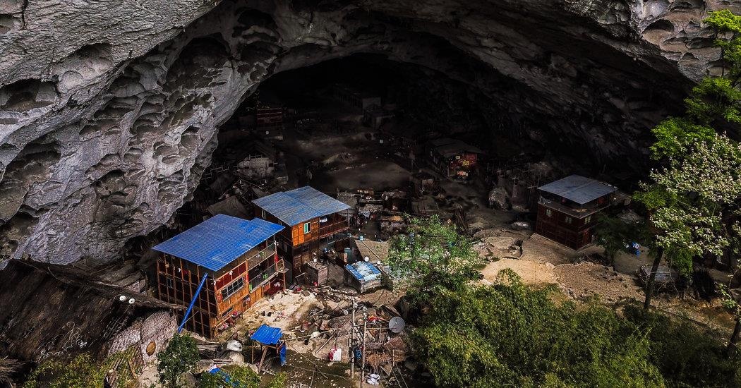 Toc nguoi song trong hang dong cuoi cung o Trung Quoc hinh anh