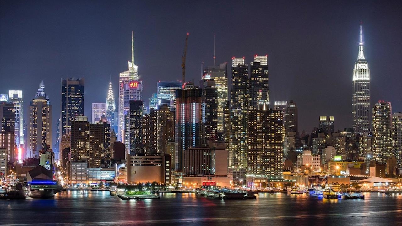 Tang tang lop lop nhung he thong ngam ben duoi thanh pho New York hinh anh