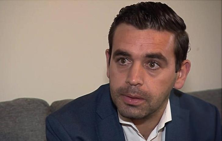 'Toi o sau thung xe dong lanh voi thit ga va thit lon' hinh anh