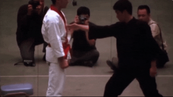 Giai ma suc manh cu dam kungfu huyen thoai cua Ly Tieu Long hinh anh