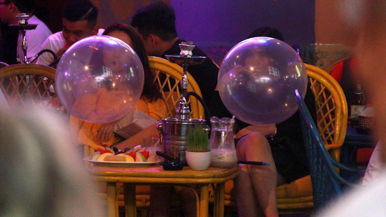 Hit 10 qua bong cuoi moi tuan, 9X bi te tu chi hinh anh